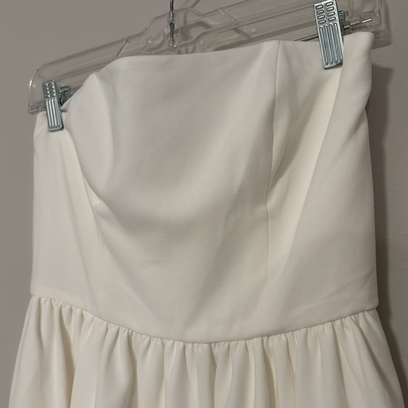 NWT French Connection whisper strapless peplum dress in summer white size 6 - Picture 3 of 6